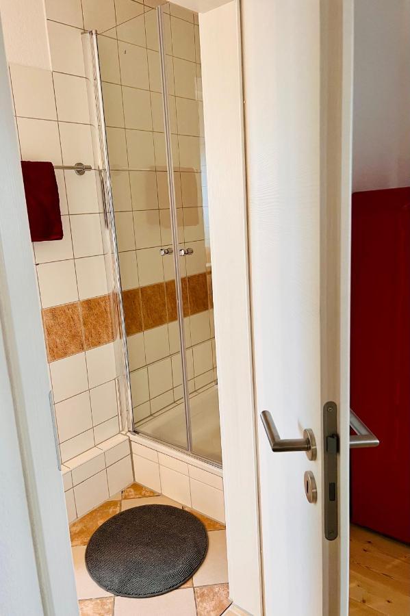 Kuschelige Helle Ferienwohnung Gotha Exterior foto